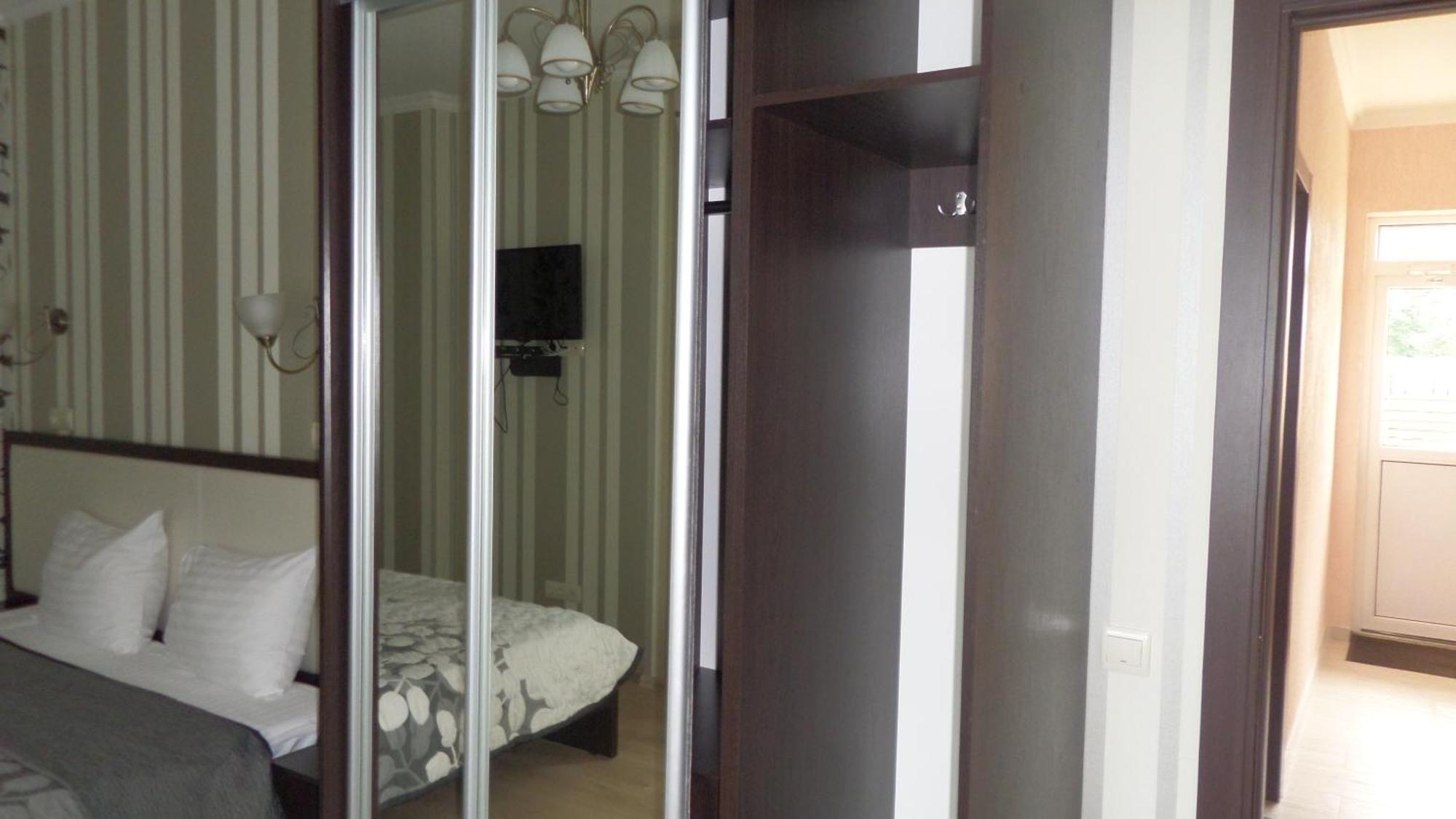 Royal Hotel Charkov Kamer foto