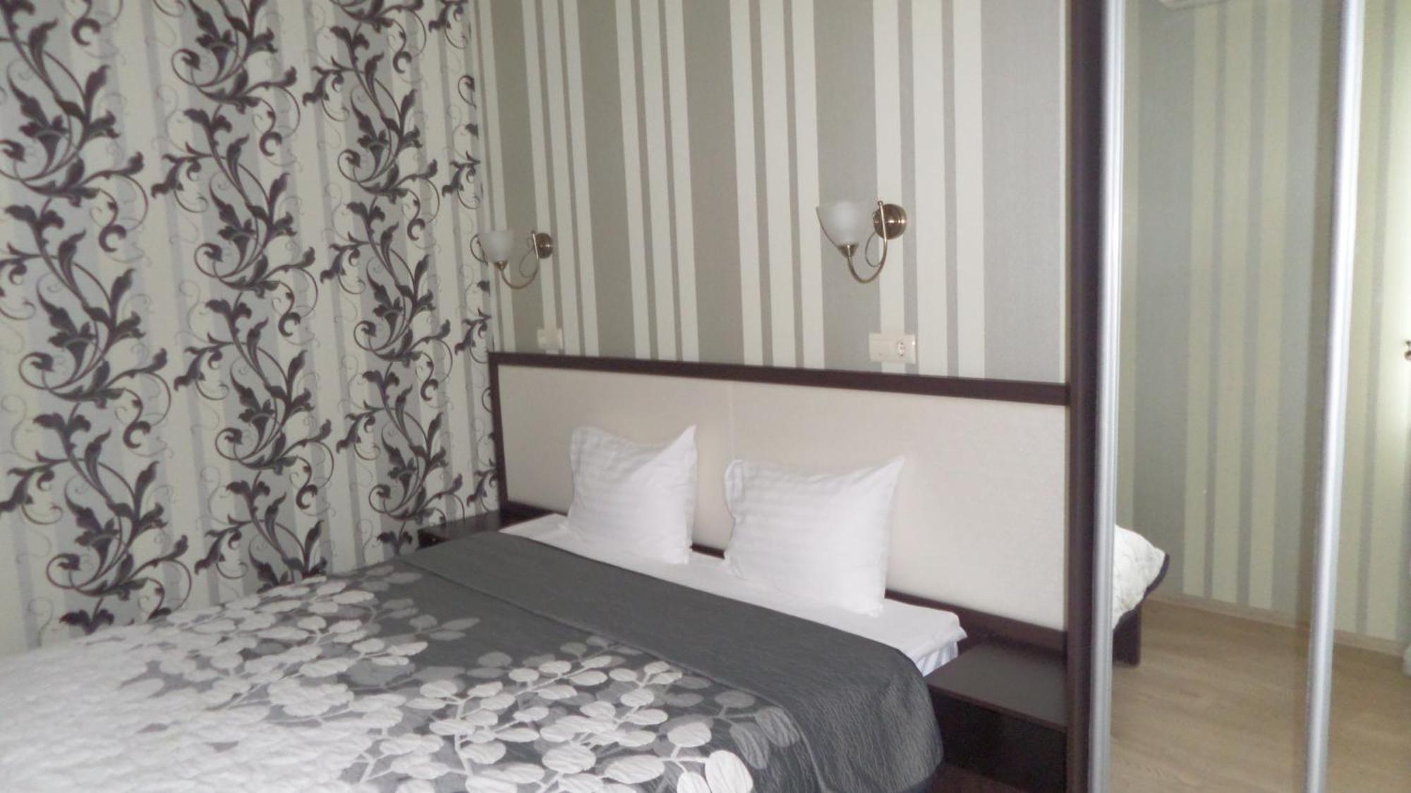 Royal Hotel Charkov Kamer foto