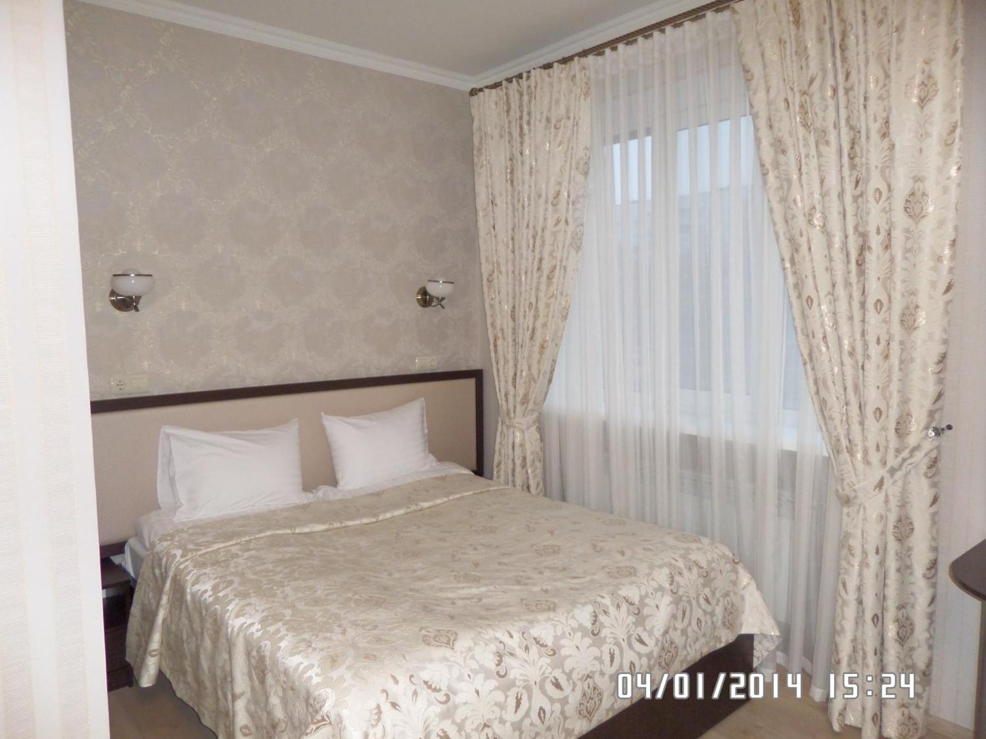Royal Hotel Charkov Kamer foto