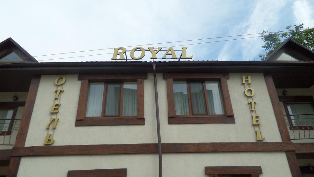 Royal Hotel Charkov Buitenkant foto