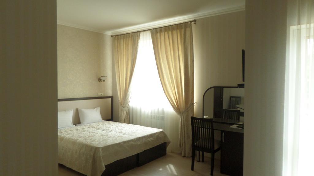 Royal Hotel Charkov Kamer foto