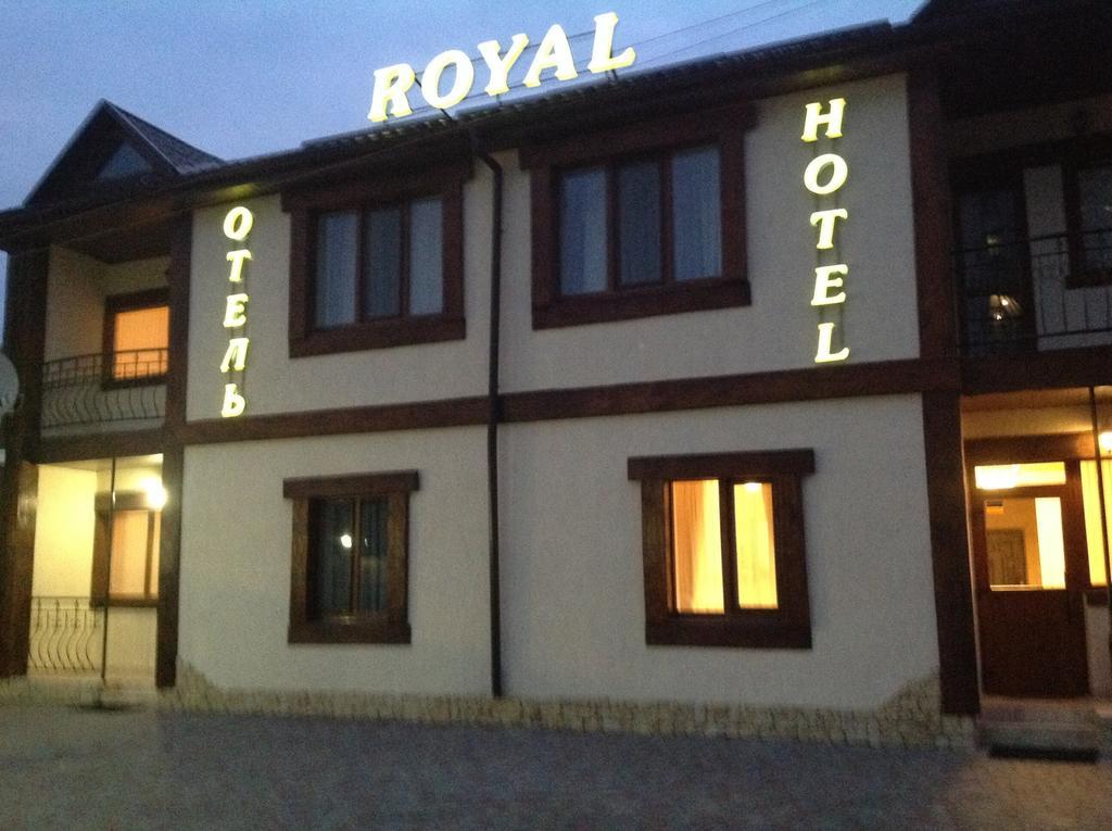 Royal Hotel Charkov Buitenkant foto