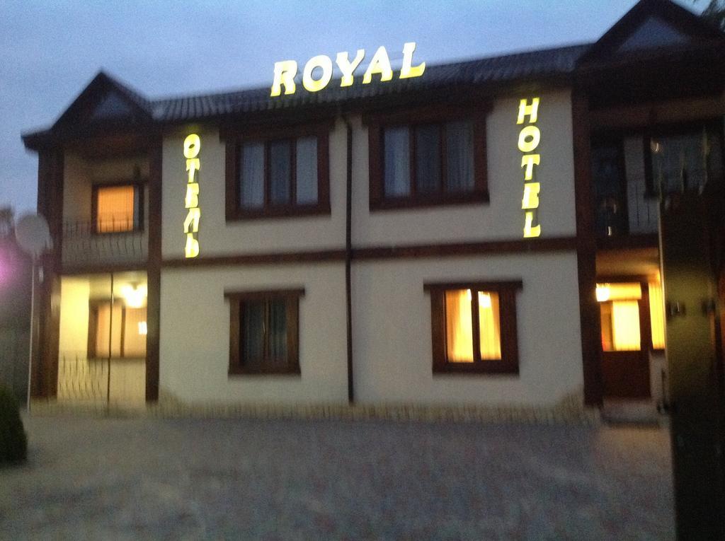 Royal Hotel Charkov Buitenkant foto