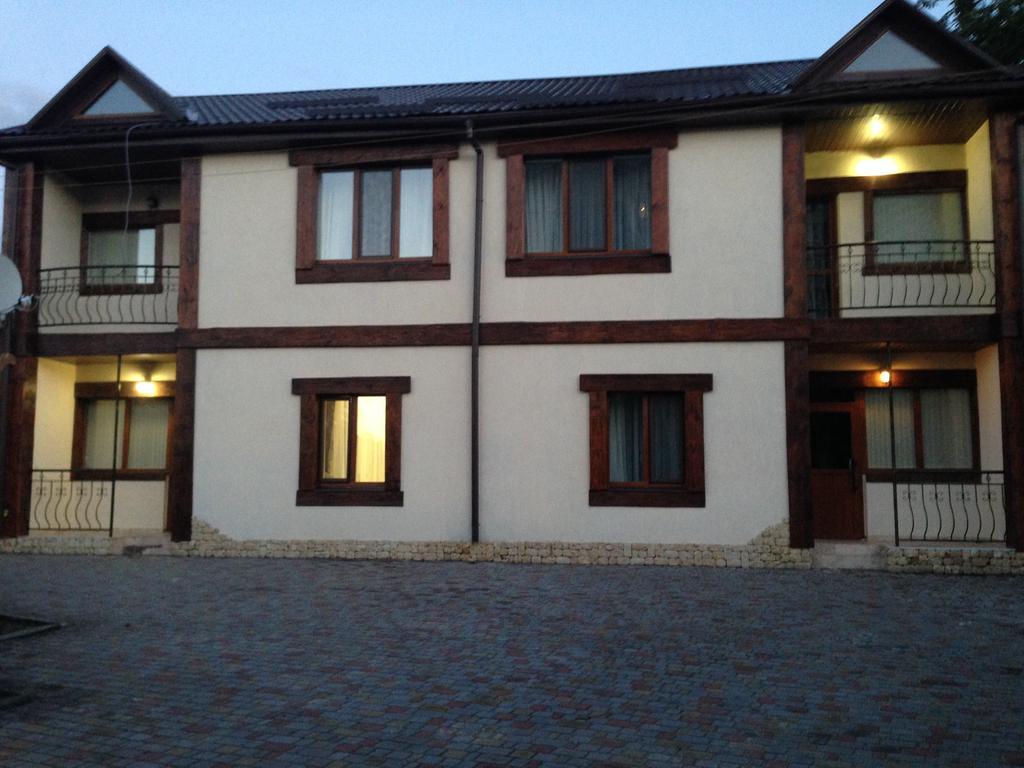 Royal Hotel Charkov Buitenkant foto