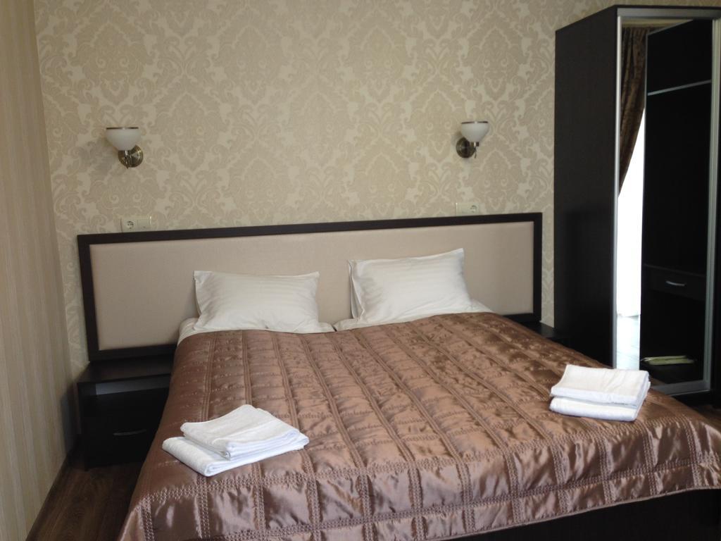 Royal Hotel Charkov Kamer foto